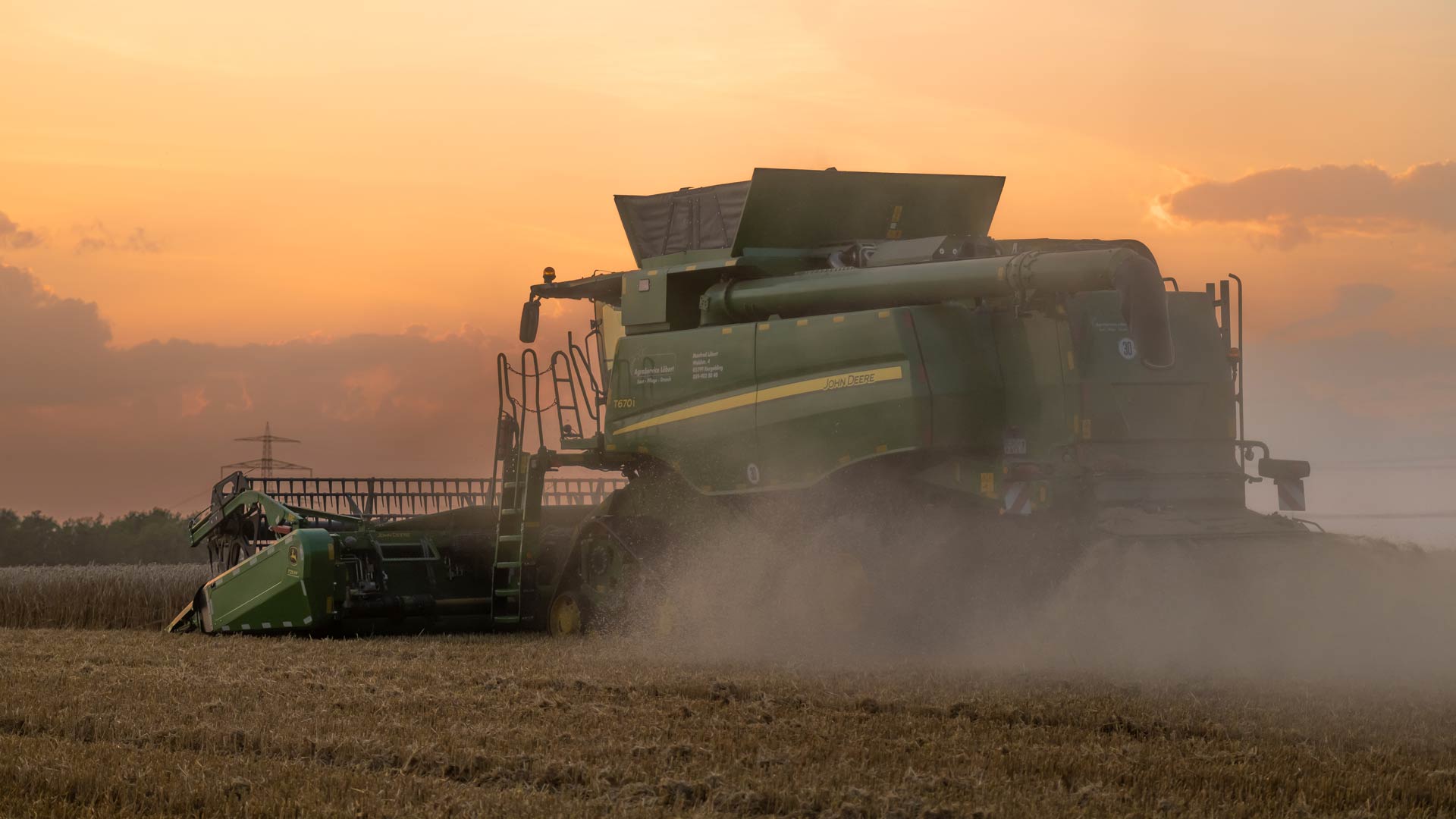 öffnet das Foto in Vollbild